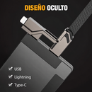 Cable 4 en 1 con conectores integrados USB, Lightning y tipo C; detalle del diseño oculto, con rótulo en español.