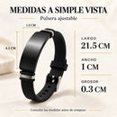 Diagrama de una pulsera negra con placa lisa, líneas de medida y etiquetas en español de largo, ancho y grosor.