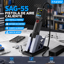 Pistola FNIRSI SAG-55 sobre su base en una mesa de trabajo, con rótulos en español sobre la pantalla, los botones y el cuerpo.