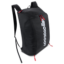Mochila plegable negra para motocicleta que muestra el panel frontal y las correas de transporte