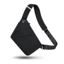 Vista frontal del bolso negro Slim Carry 3 y su correa