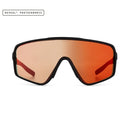 Vista frontal de los lentes de sol deportivos Ramble de tono naranja