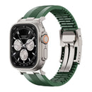 Apple Watch equipado con una correa verde GT WING y broche plateado